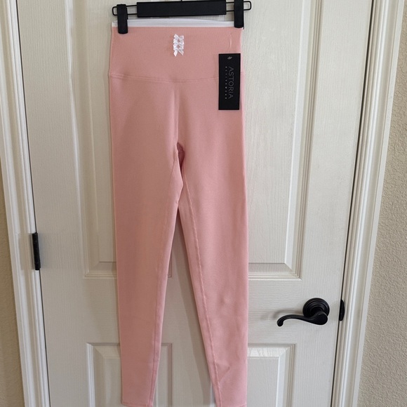 Astoria Activewear Pants - NWT Astoria pink bow leggings size small super cute!